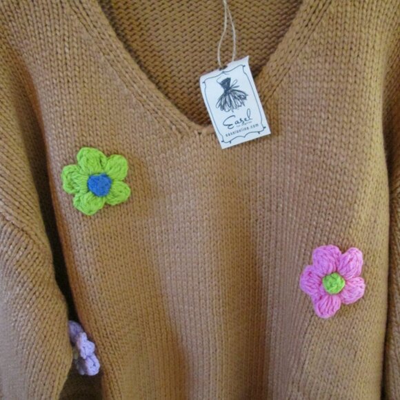 🌸🪶☮️Easel Daisy Flower Appliqué Knit Sweater Pullover NWT - Picture 7 of 7